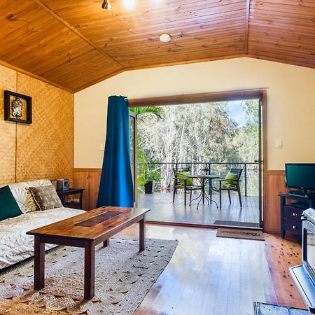 Вилла Getaways At Byfield Экстерьер фото