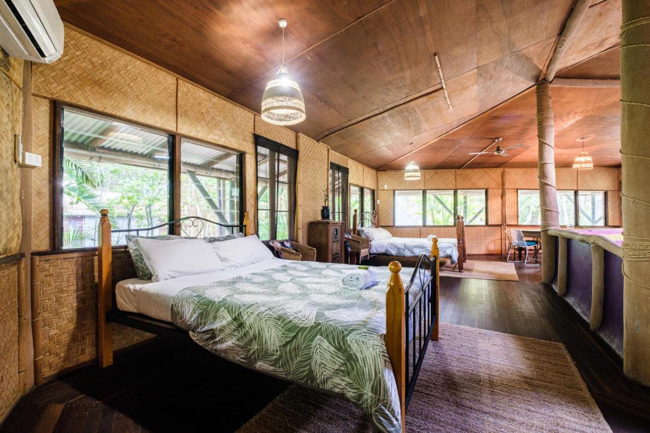 Вилла Getaways At Byfield Экстерьер фото