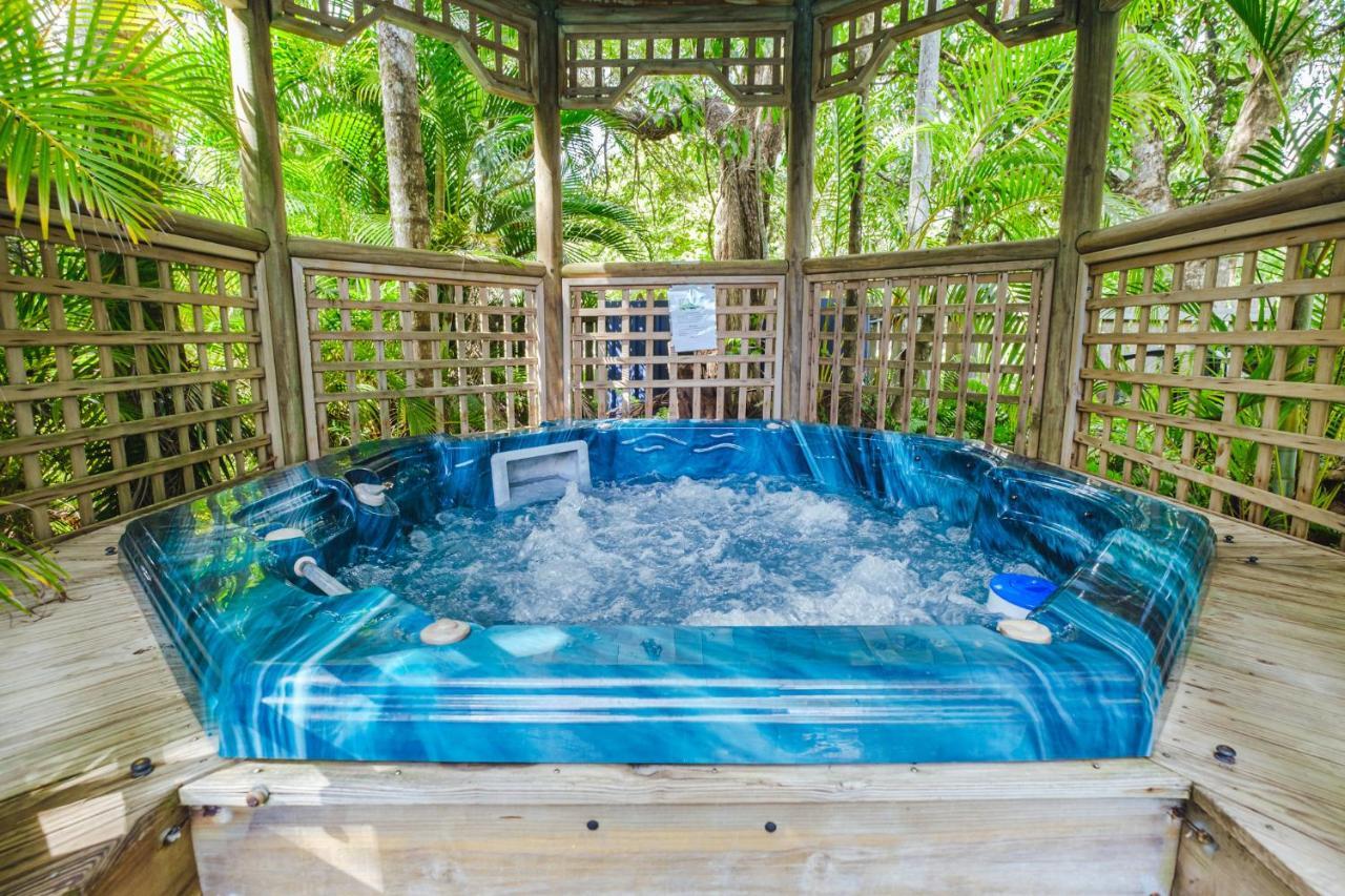 Вилла Getaways At Byfield Экстерьер фото